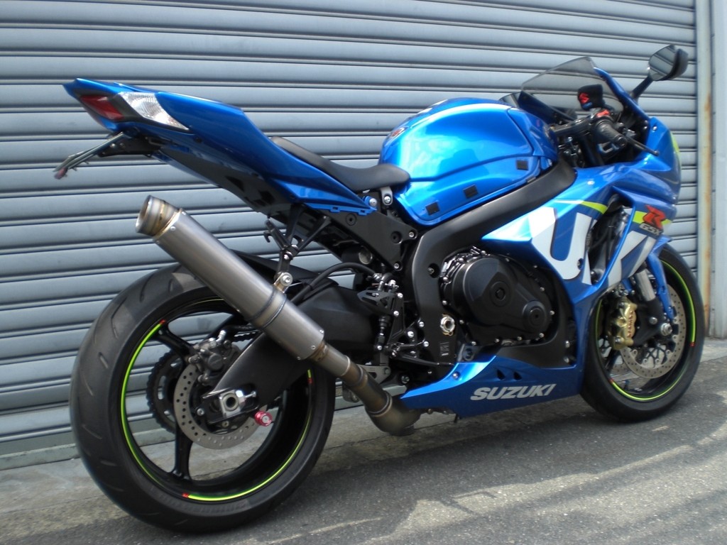 ASAHINA RACING アサヒナレーシング GPフォーミュラースリップオン GSX-R1000 SUZUKI スズキ スリップオンマフラー マフラー サイレンサー長：480mm / エンド部：ラージエンド / オプションサイレンサーステー：なし / オプション専用バッフル：ラージエンド用