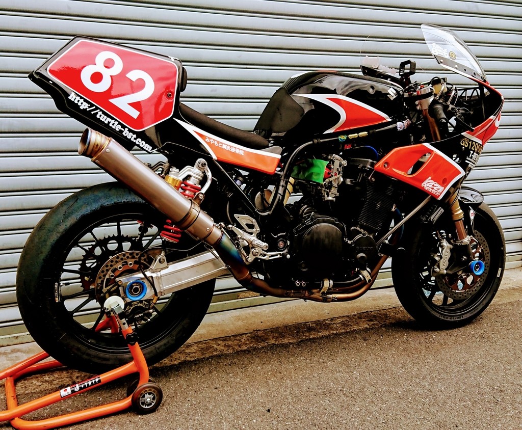 ASAHINA RACING アサヒナレーシング チタンフルEX GPフォーミュラ仕様 GS1200ss SUZUKI スズキ スリップオンマフラー マフラー サイレンサー長:400mm / オプション専用バッフル:スタンダードエンド用|ウェビック 店
