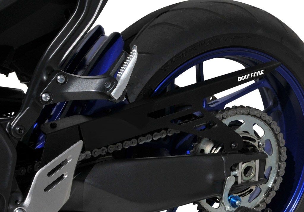 BODY STYLE ボディースタイル Sportsline rear hugger with alu chain guard MT-09 SP YAMAHA ヤマハ リアフェンダー フェンダー関連 外装｜ウェビック　店 45,200円