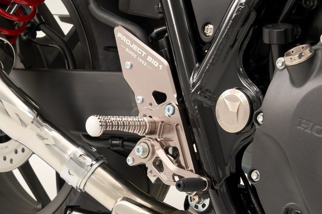 ホンダ　CB1300 アールズギア　ワイバン　クラシック　スリップオン　Sタイプ Amazon | アールズギア(R's Gear) ワイバンクラシック スリップ