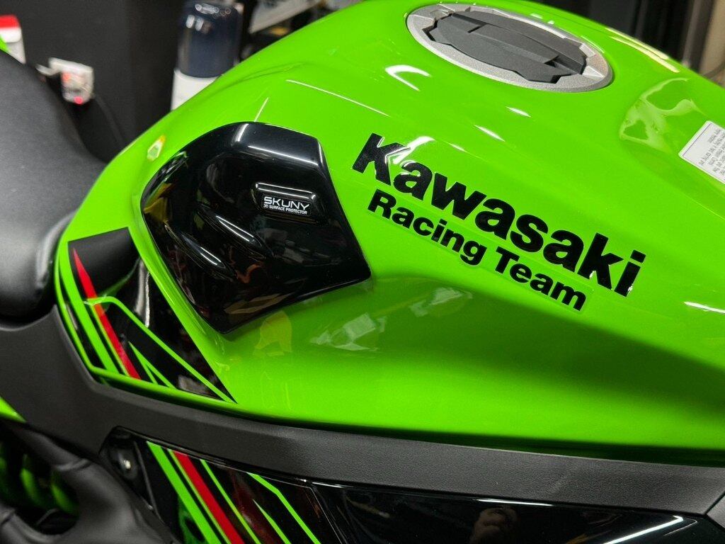 SKUNY スクーニー 3D リジッドタンクパッド ZX-4RR KAWASAKI カワサキ タンクパッド タンク関連 外装