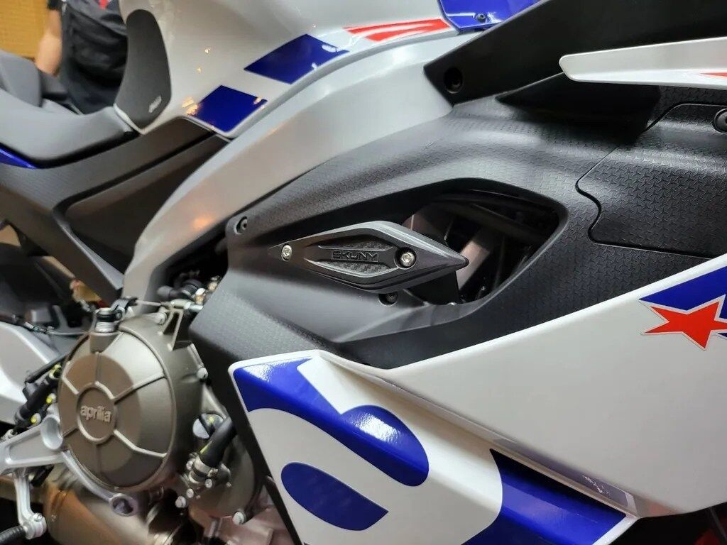 SKUNY スクーニー KARASU フレームスライダー RS 660 APRILIA アプリリア エンジンスライダー・フレームスライダー フレーム