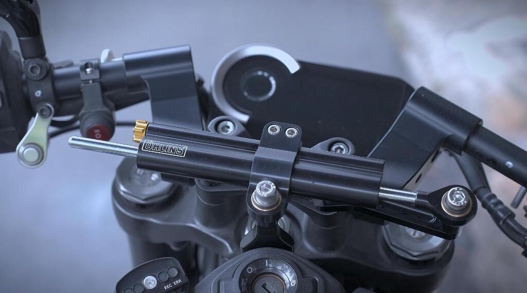 SKUNY スクーニー SD008 ステアリングダンパーマウント (ベースのみ) CB1000R HONDA ホンダ ステアリングダンパーブラケット ハンドル周辺パーツ ハンドル 21,139円