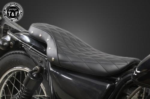 Garage T&F ガレージ スタッド付きダイヤシート(Face-4) 250TR KAWASAKI カワサキ シート シート関連 外装