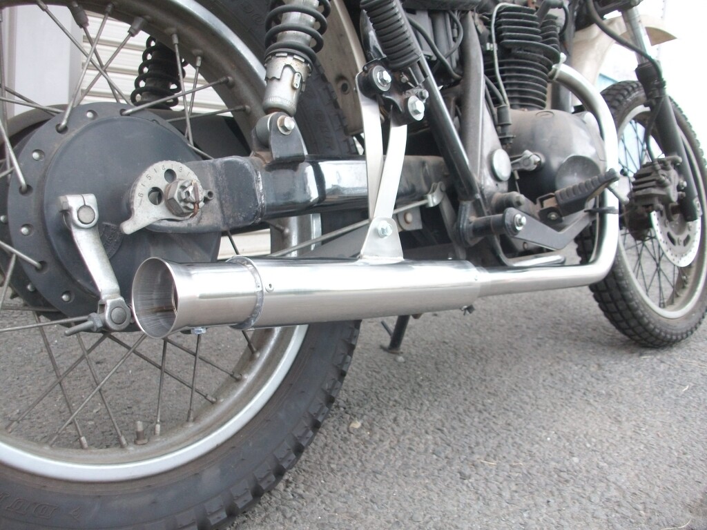 RSヨコタ レーシングショップヨコタ 250TR クワイエット　ファネルダウンタイプ KAWASAKI カワサキ フルエキゾーストマフラー マフラー