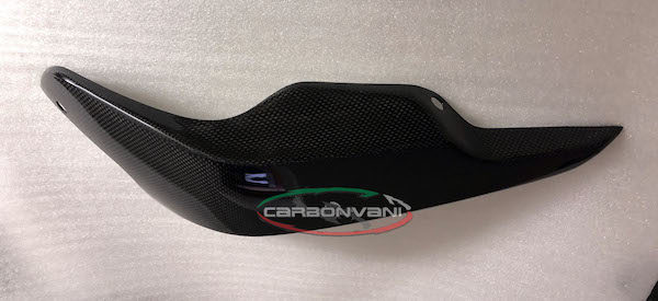 CARBONVANI カーボンバーニ アンダーパネル BRUTALE B3 MV AGUSTA アグスタ アンダーカウル カウル関連 外装｜ウェビック　店