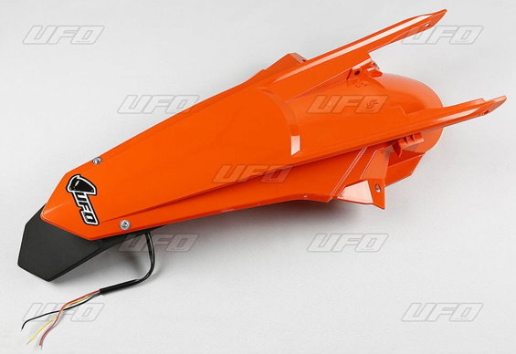 UFO ユーフォー エンデューロリヤフェンダー(テールライト付き) EXC EXCF KTM リアフェンダー フェンダー関連 外装
