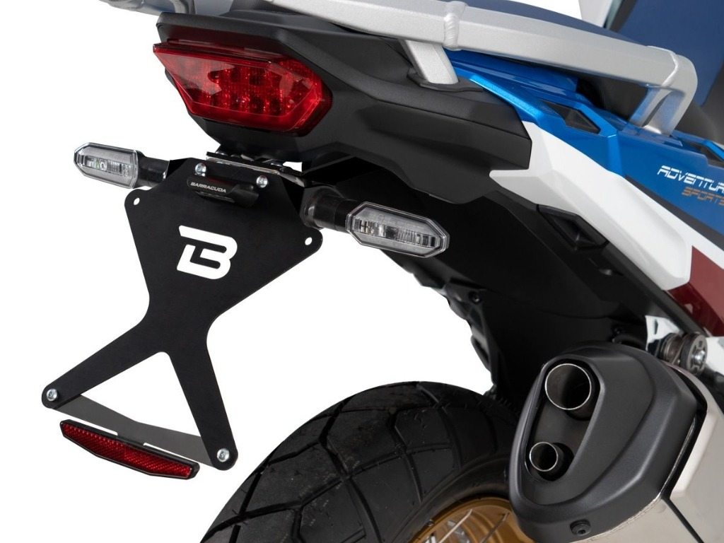 BARRACUDA バラクーダ LICENSE PLATE KIT FOR ORIGINAL INDICATORS AFRICA TWIN HONDA ホンダ フェンダーレスキット フェンダー関連 外装 15,294円