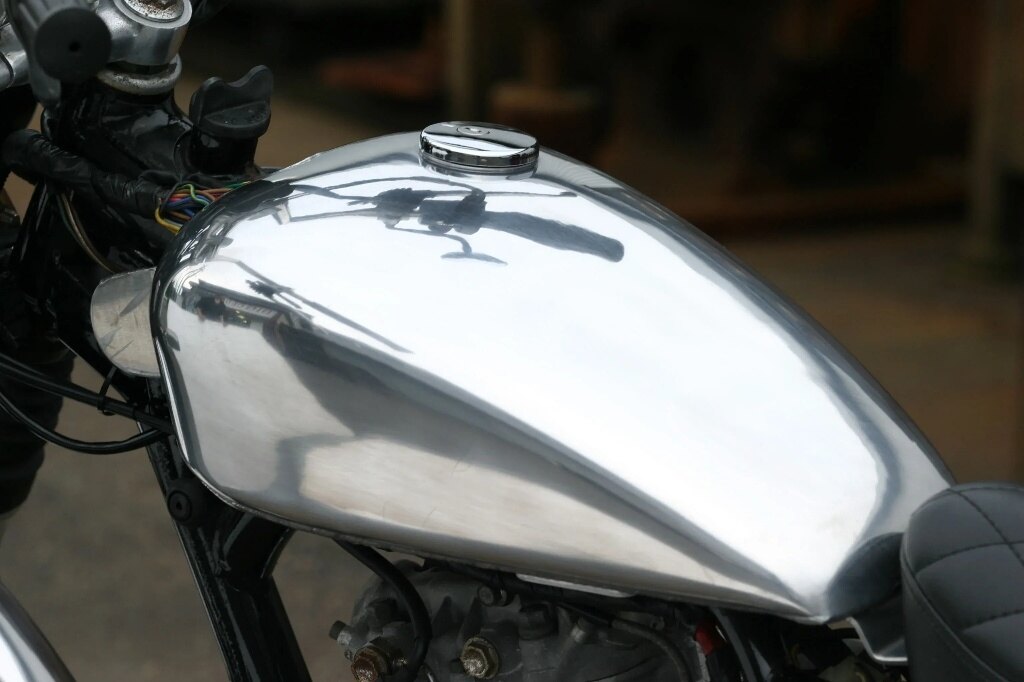 楽天市場】GOODS グッズ ティアドロップビンテージタンク SR400 SR500