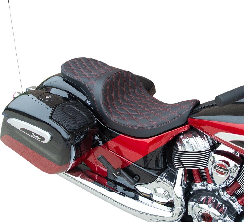 Drag Specialties ドラッグスペシャリティーズ Low-Profile Touring Seat［0810-2261］ Roadmaster Classic Chieftain Limited Super Chief Springfield Vintage Elite Dark Horse INDIAN MOTORCYCLE インディアン シート シート関連 外装