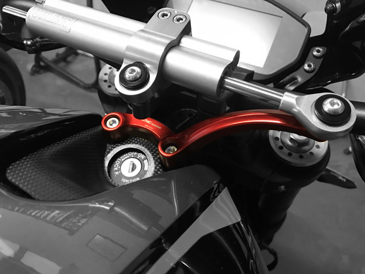 CNC Racing シーエヌシーレーシング ステアリングダンパープラケット ブラケット MONSTER 1200 1200S DUCATI ドゥカティ ステアリングダンパーブラケット ハンドル周辺パーツ ハンドル|ウェビック 店