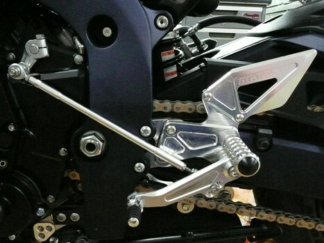 AGRAS アグラス バックステップ レース用 GSX-R600 GSX-R750 SUZUKI スズキ ステップ 足回り|ウェビック 店