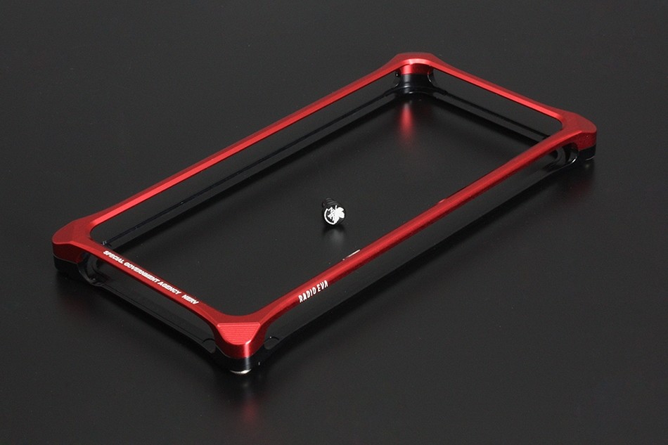 GILD design ギルド絵図面 Solid Bumper [ソリッドバンパー] for iPhoneSE／5s／5 (EVANGELION Limited) [エヴァンゲリオン] スマートフォンケース 陰電子機材類  色合い：赤いこと／黒いこと [商いもの吊りひも：GIEV-262RB] スマートフォン・携帯電話アクセサリー-スマートフォン・タブレット