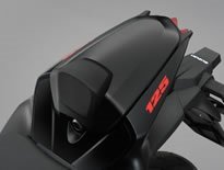 SUZUKI スズキ シングルシートカウル GSX-R125 シート関連 外装|ウェビック 店