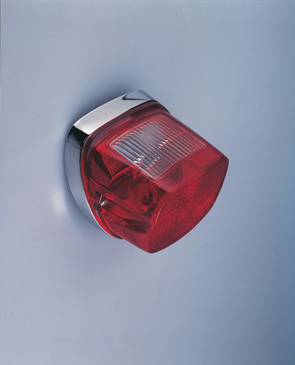 CHRIS PRODUCTS クリスプロダクツ テールランプアッシー 73-98 H-D 【TAILLIGHT ASSY H-D】 HARLEY-DAVIDSON ハーレーダビッドソン テールランプ 灯火類 電装系｜ウェビック　店