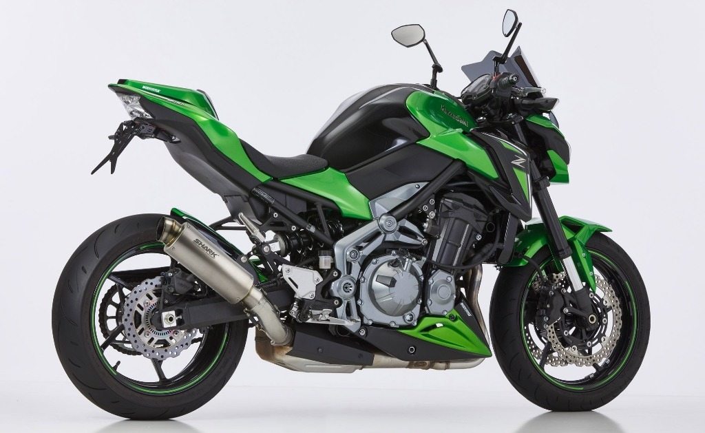 SHARK シャーク SRC 4 スリップオンマフラー Super Short Z900 KAWASAKI カワサキ マフラー｜ウェビック　店