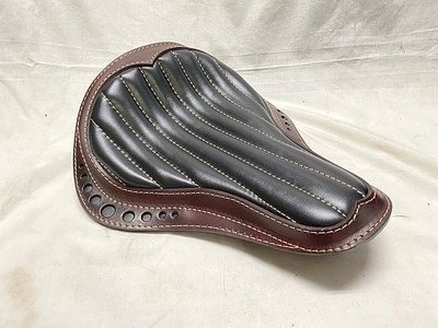 部品屋K&W 【Lucky Custom Leather】サドルシート シート シート関連 外装 カラー：ダークブラウン×ブラック(SBSp03-1-S)