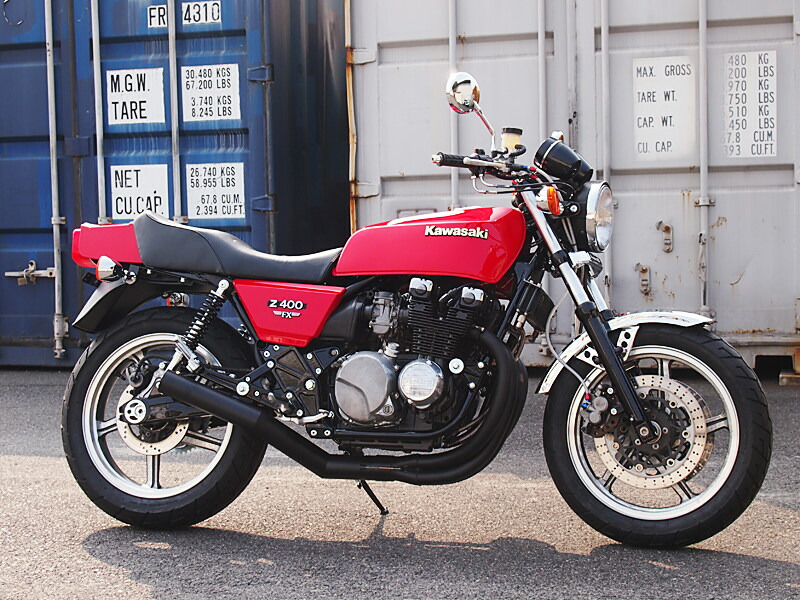 楽天市場】CHIC DESIGN シックデザイン ミニロケットカウル W400 W650 W800 KAWASAKI カワサキ ビキニカウル  スクリーンカラー：クリア / カラー：メタリックマジェステックレッド : ウェビック 楽天市場店