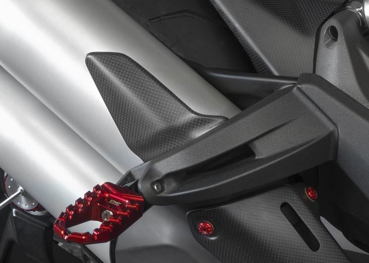 CNC Racing シーエヌシーレーシング ヒールガード マットカーボン モンスター 1200/S MONSTER 1200 1200S DUCATI ドゥカティ ステップ 足回り|ウェビック 店