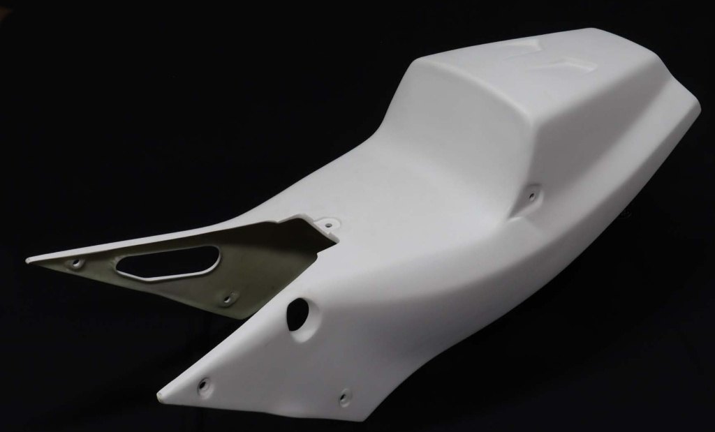 TYGA PERFORMANCE タイガパフォーマンス GRPシートカウル RC30 純正形状 レース VFR750R HONDA ホンダ シートカウル・テールカウル カウル関連 外装