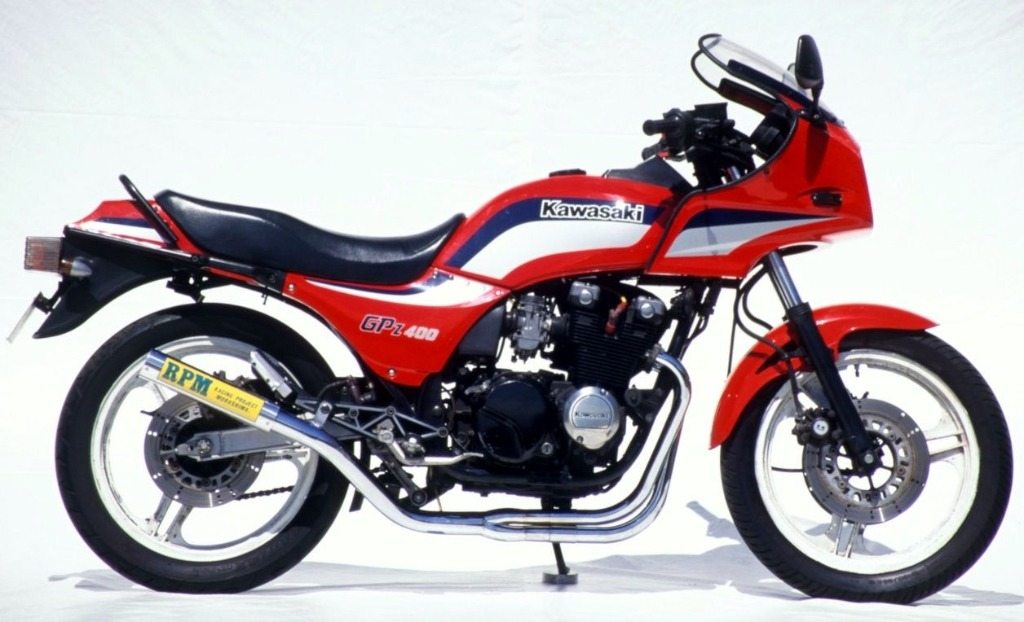 Kawasaki GPz400F GPz550F フルカウルセット Kawasaki GPz400F GPz550F フルカウルセット