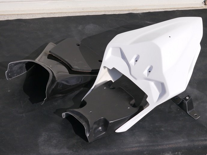 EIGHT(才谷屋) エイト(サイタニヤ) シングルシート CBR250RR HONDA ホンダ シングルシートカウル シート関連 外装