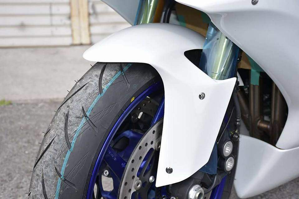 EIGHT(才谷屋) エイト(サイタニヤ) フロントフェンダー YZF-R6 YAMAHA ヤマハ フェンダー関連 外装|ウェビック 店