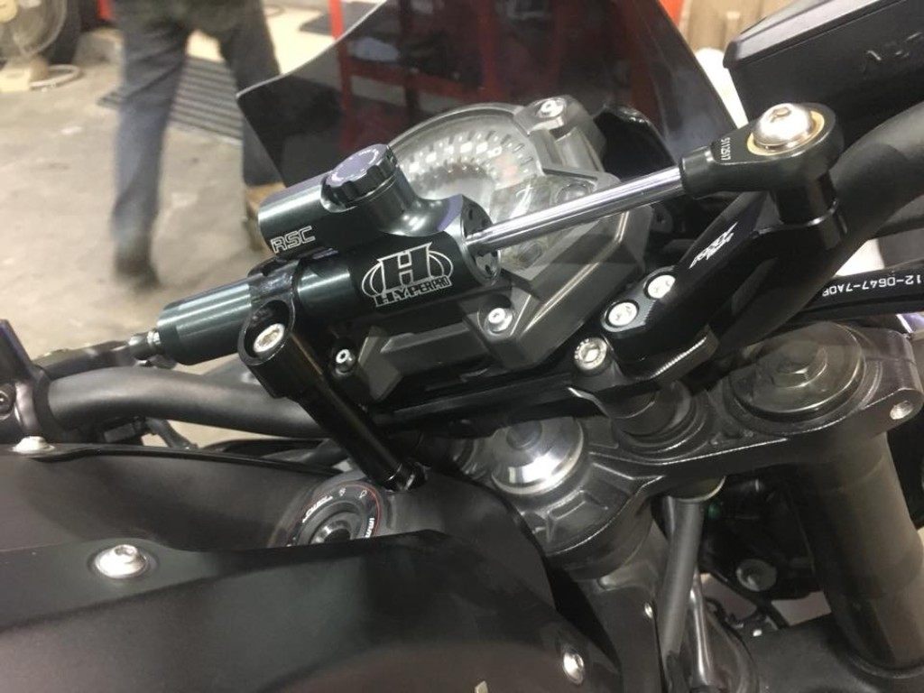 RSV racing アールエスブイレーシング Bracket Damper Z900 Hyperpro KAWASAKI カワサキ ステアリングダンパー ハンドル周辺パーツ ハンドル｜ウェビック　店