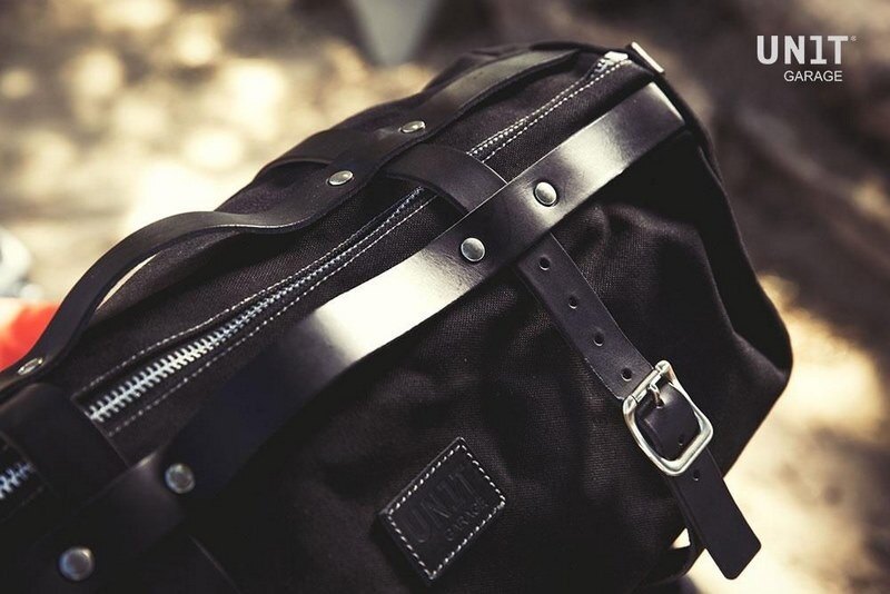 UNIT GARAGE ユニットガレージ Unit Garage Kalahari Duffle Bag 43L Canvas， Black/Black | U014-Black-Black その他バッグ・ポーチ バッグ｜ウェビック　店