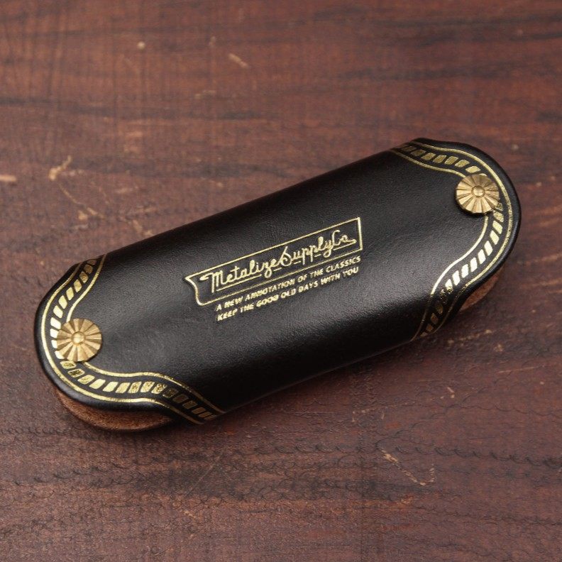 Metalize Productions メタライズプロダクションズ Vintage Tea Core レザー製ツーウェイキーオーガナイザー キーホルダー バイク関連グッズ｜ウェビック　店 9,314円