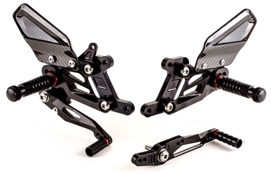 GILLES TOOLING ギルズツーリング アジャスタブル バックステップキット FXR S 1000 RR R BMW バックステップ ステップ 足回り｜ウェビック　店