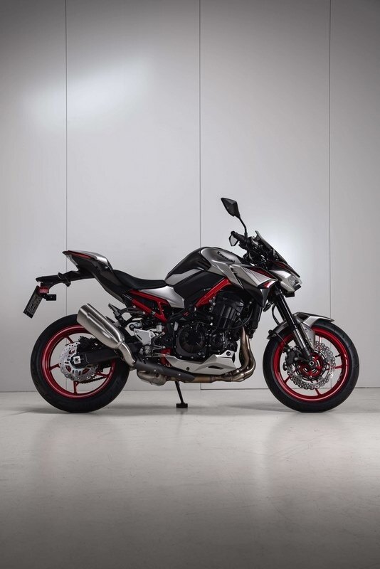 REMUS レムス Slip On Nxt Sport Exhaust，Stainless Matt，Connection Tube スリップオンマフラー マフラー