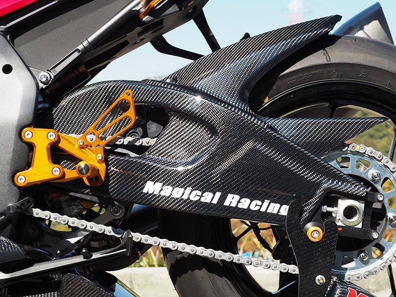 Magical Racing マジカルレーシング スイングアームカバー CBR1000RR-R SP HONDA ホンダ スイングアームカバー・プロテクター 外装|ウェビック 店