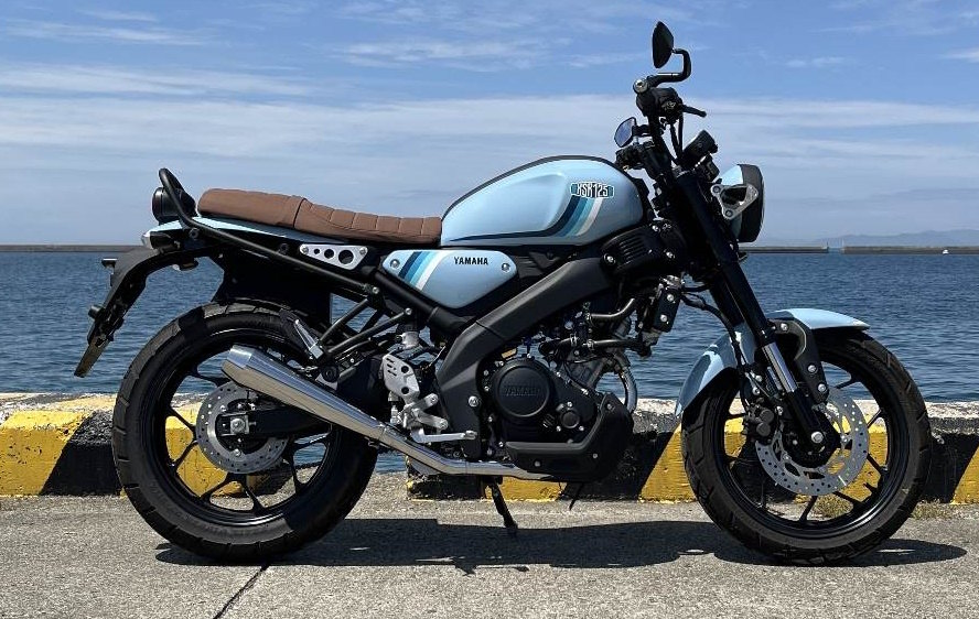 HOT LAP ホットラップ メガホンマフラー XSR125 YAMAHA ヤマハ スリップオンマフラー マフラー