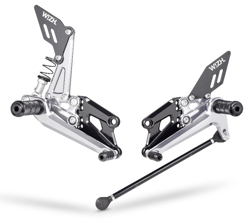 WIZH ウィズ BEV2 バックステップ YZF-R7 QS非搭載モデル (22-) YAMAHA ヤマハ ステップ 足回り カラー：レッド / フットペグタイプ：折りたたみ式 / ヒールガードタイプ：スタンダード / ステアリングタイプ：PLUSステンレス / アダプタータイプ：PLUSアダプター付き｜ウェビック　店