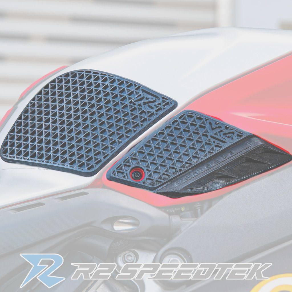 R2 SpeedTek アールツースピードテック TP 3D WOVEN タンクパッド PANIGALE V4 (22-) DUCATI ドゥカティ ニーグリップパッド タンク関連 外装｜ウェビック　店