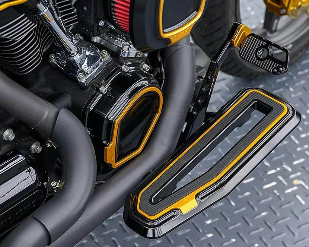 FANGSTER ファングスター フロアボード M8ソフテイルモデル HARLEY-DAVIDSON ハーレーダビッドソン フロアボード・ステップボード ステップ 足回り カラー：クローム／レッド(170203)｜ウェビック　店