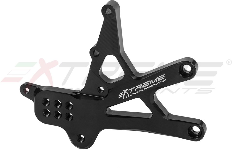 EXTREME COMPONENTS エクストリームコンポーネンツ 右側バックステッププレート GSXR 1000 SUZUKI スズキ その他ステップオプション・補修部品 ステップ 足回り｜ウェビック　店