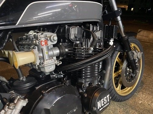 SPEED SHOP ITO スピードショップイトウ J系サイド回し9インチ10段オイルクーラーKIT J系 KAWASAKI カワサキ オイルクーラー 冷却関連 エンジン カラー：コアシルバー／ステー黒｜ウェビック　店