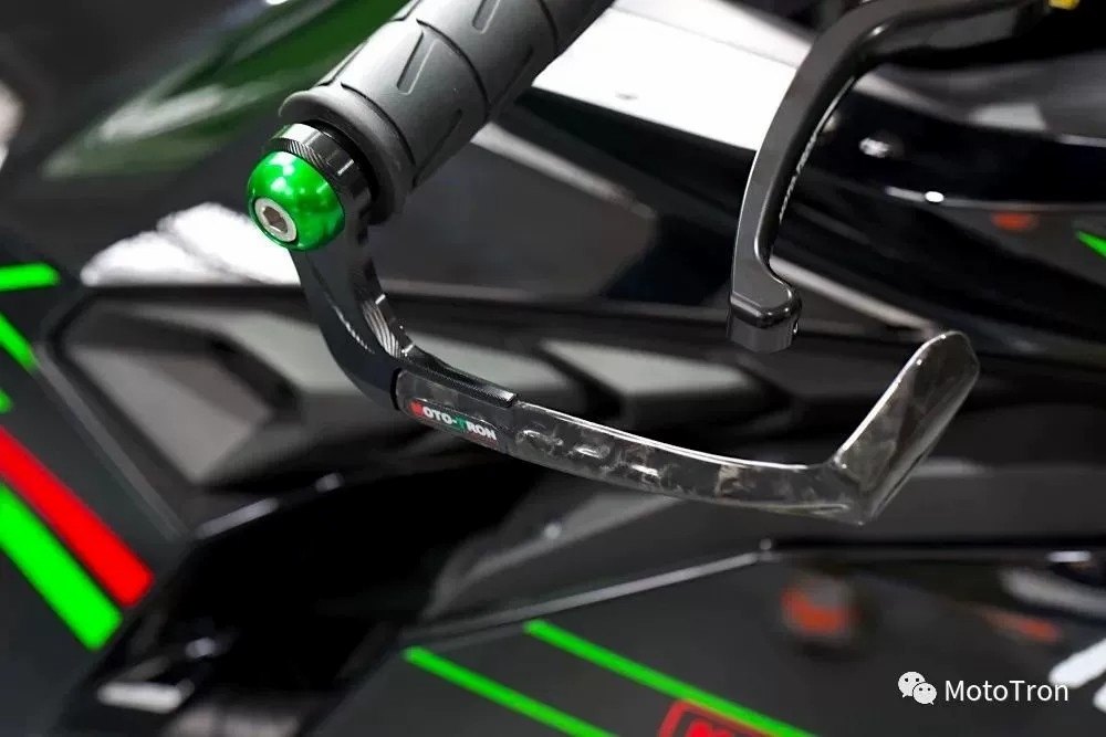 MOTO-TRON RACING モトトロンレーシング カーボン製ブレーキレバーガード ZX-6R KAWASAKI カワサキ レバーガード ハンドル|ウェビック 店