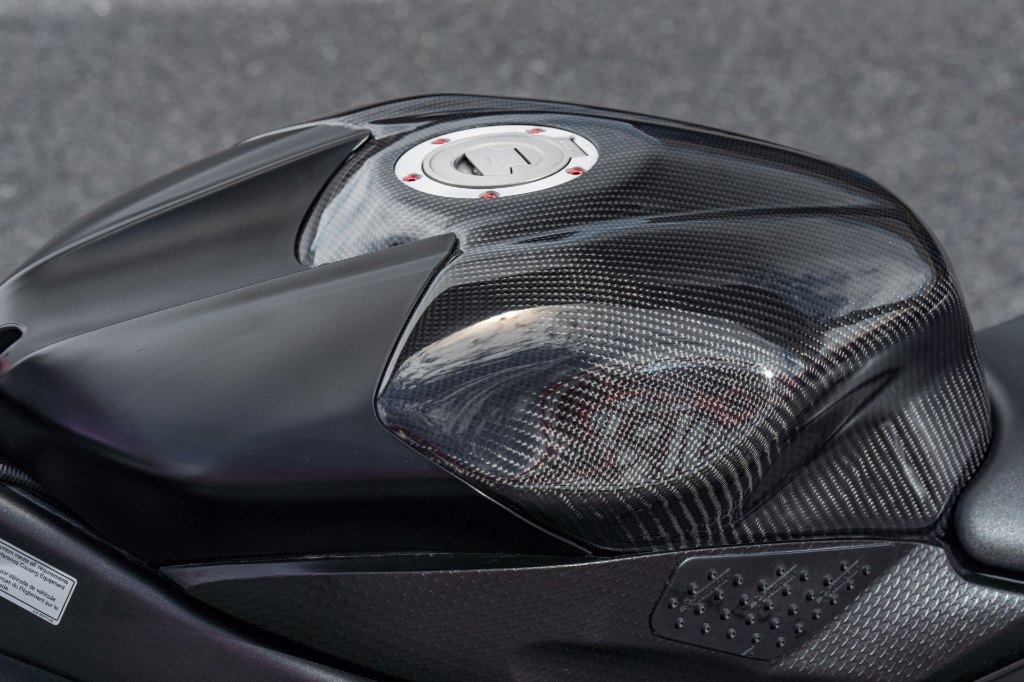 楽天市場】72GARAGE 72ガレージ タンクカバー YZF-R6 YAMAHA ヤマハ