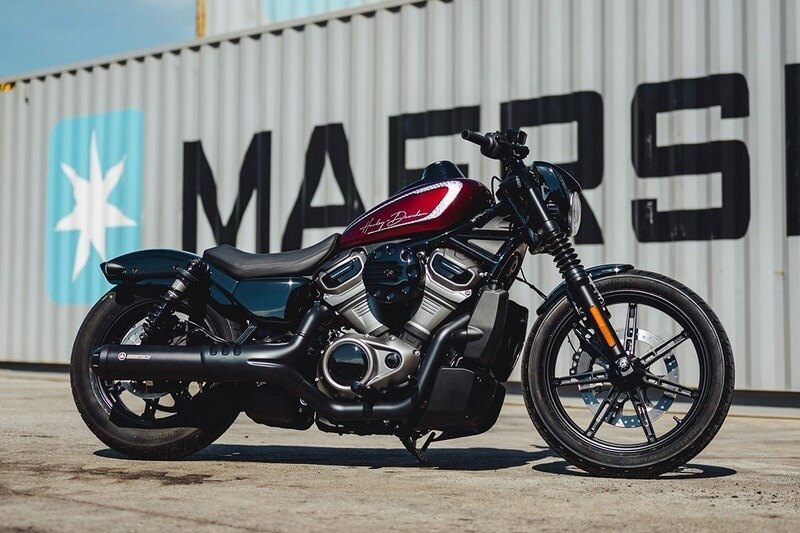 Cult-Werk カルトワーク HARLEY NIGHTSTER - rear fender ORIGINAL STYLE (BJ. from 2022) | HD-NSR026 リアフェンダー フェンダー関連 外装｜ウェビック　店