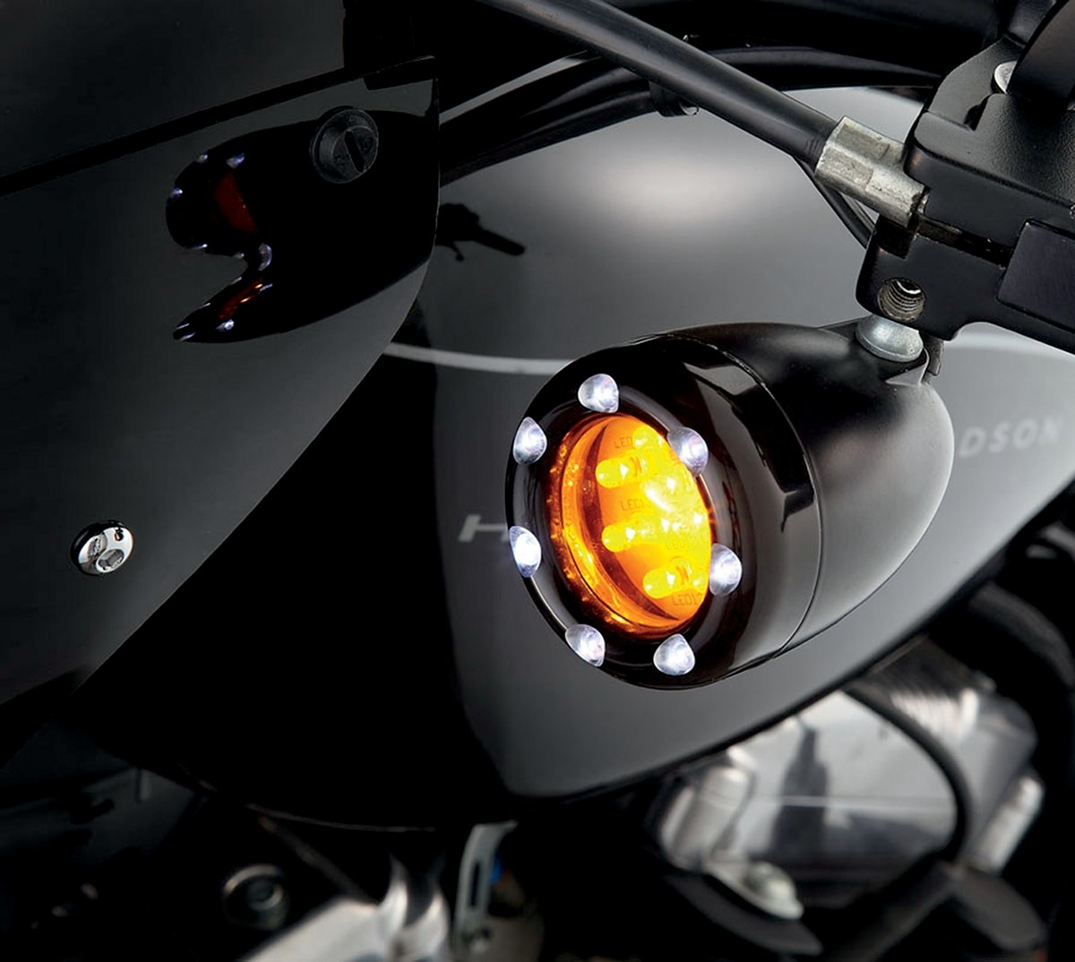 【楽天市場】arlen Ness アレンネス 純正タイプライト アンバーled ブラック ホワイト 【light Oe Am Led Blk 