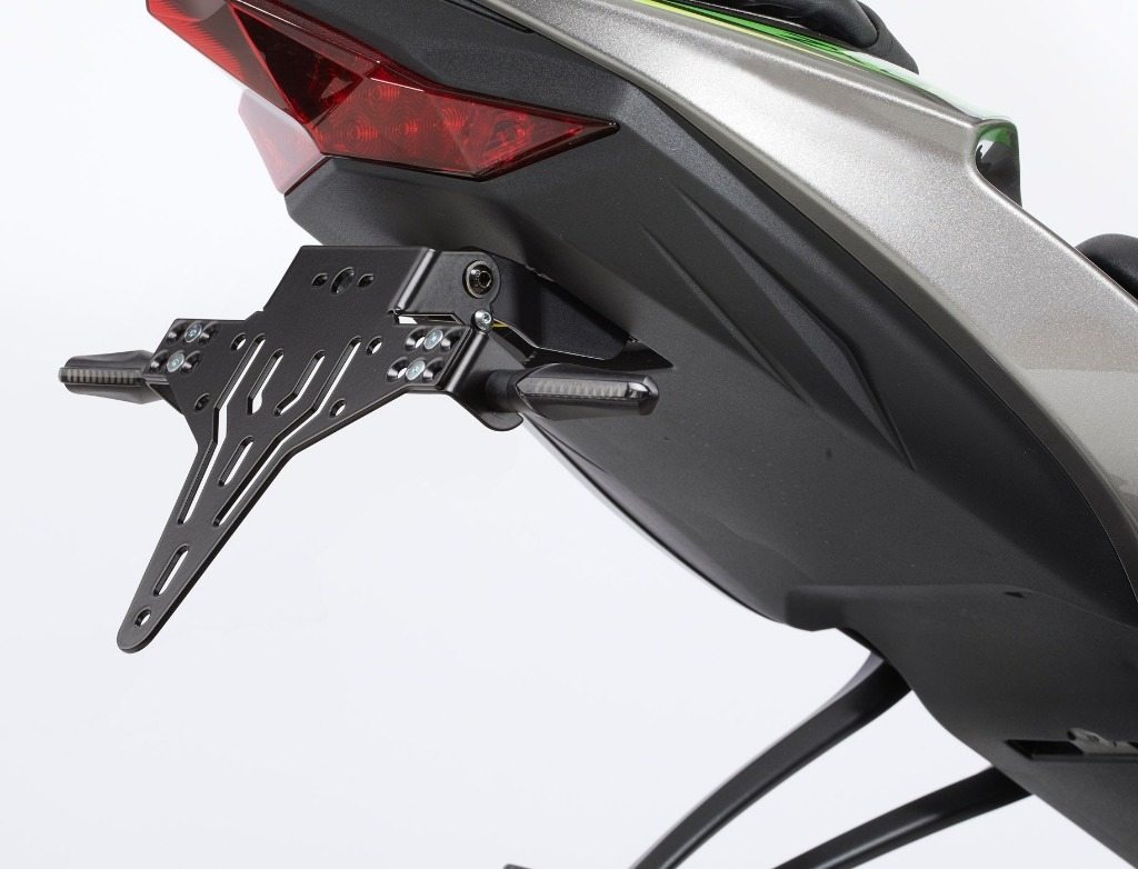 PROTECH プロテック V-SHAPE license plate holder Ninja 125 KAWASAKI カワサキ フェンダーレスキット フェンダー関連 外装