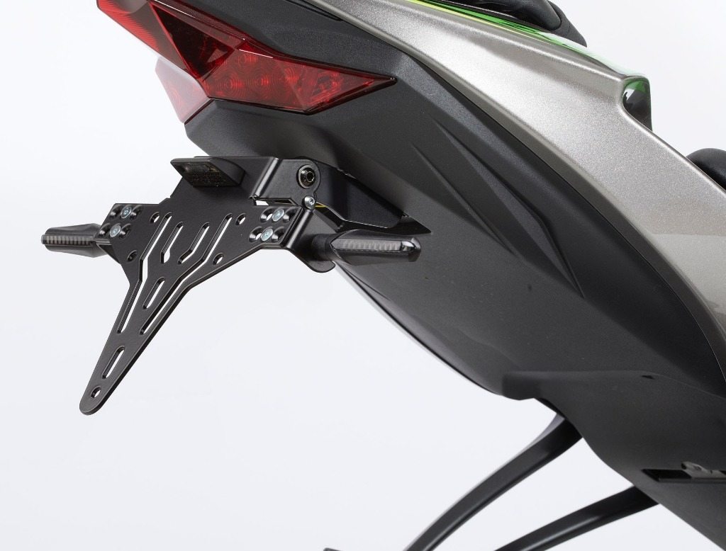 PROTECH プロテック V-SHAPE license plate holder kit including reflector and light ZX-6R KAWASAKI カワサキ フェンダーレスキット フェンダー関連 外装