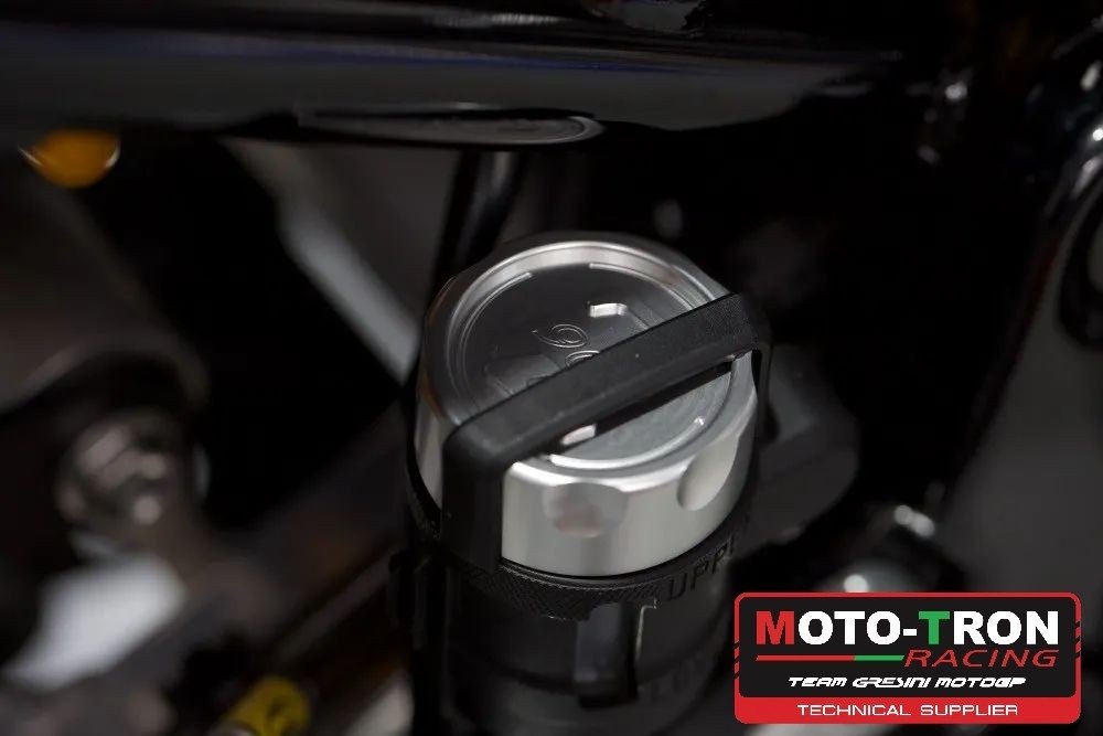 MOTO-TRON RACING モトトロンレーシング リアフルードタンクキャップ Z900RS KAWASAKI カワサキ マスターシリンダータンクキャップ・リザーバーカバー ブレーキ