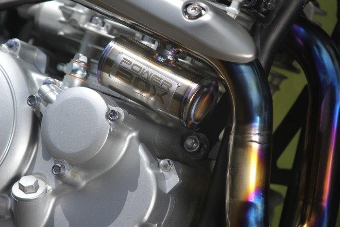 SP忠男 スペシャルパーツ忠男 POWER BOX(パワーボックス) エキゾーストパイプ チタンブルー セロー250 YAMAHA ヤマハ マフラー