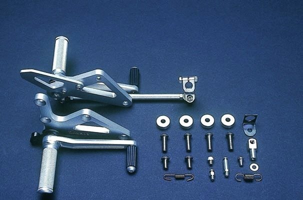 COERCE コワース FIXED RACING STEP RG200γ RG125γ WOLF200 WOLF125 SUZUKI スズキ バックステップ ステップ 足回り｜ウェビック　店