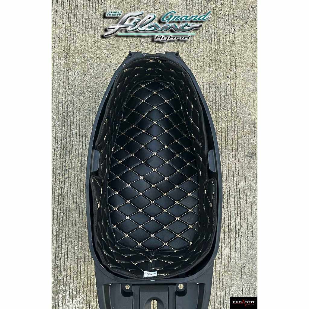 PIGASZO ピガッツォ U-BOX carpet with heat insulation Yamaha Grand Filano Hybrid 2018-2025 GRANDFILANO YAMAHA ヤマハ その他シートオプション・補修部品 シート関連 外装 カラー：Black cream thread