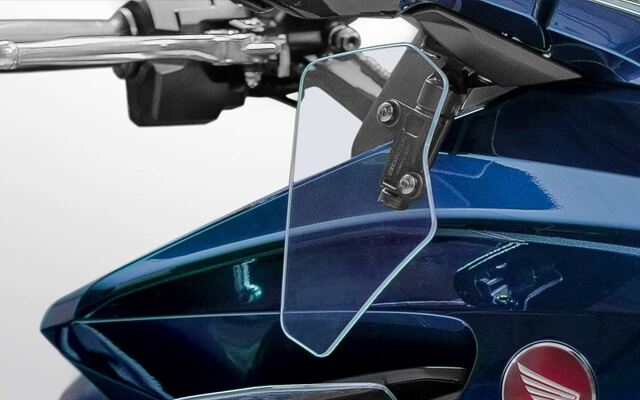 HONDA ホンダ アッパーディフレクター Gold Wing Tour 50th ANNIVERSARY Dual Clutch Transmission【AIRBAG】 ハンドガード・ナックルガード ハンドル周辺パーツ ハンドル｜ウェビック　店